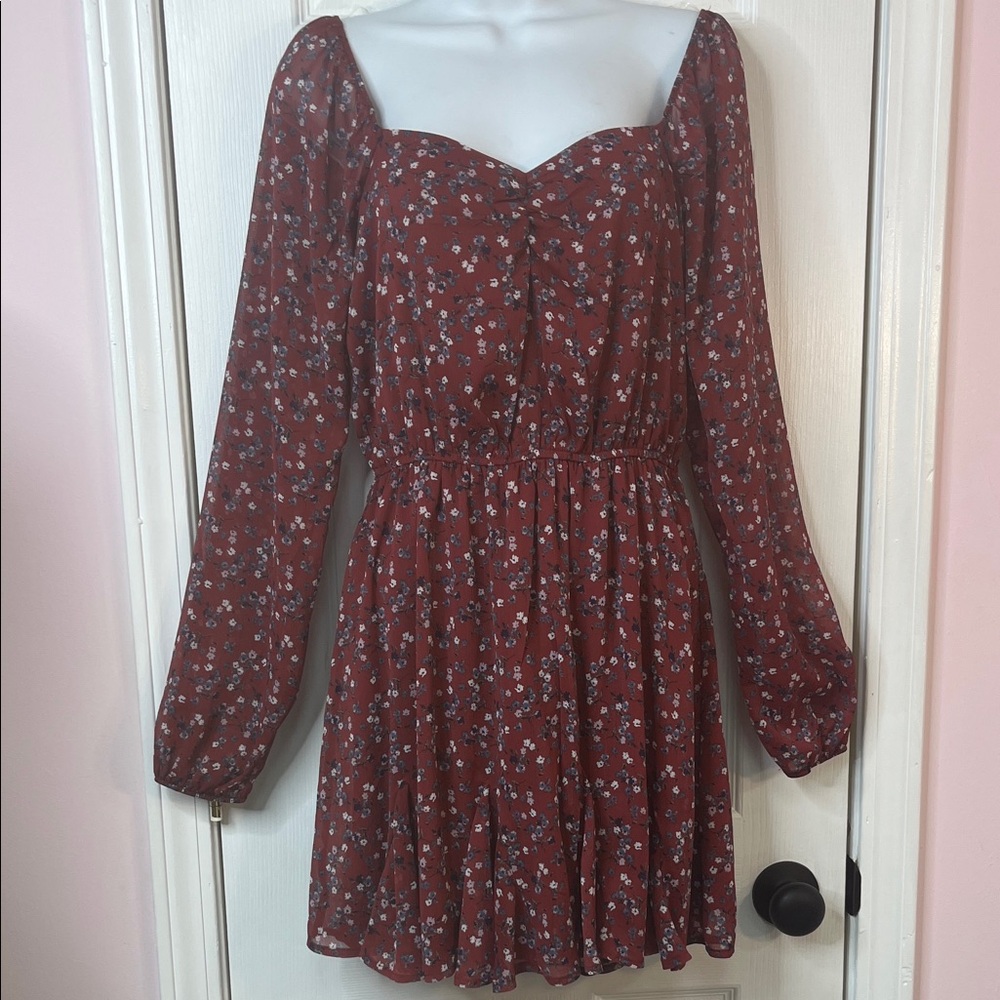 Ditsy Floral Print Mini Dress Sweetheart Neckline Burgundy Fit and Flare NWT